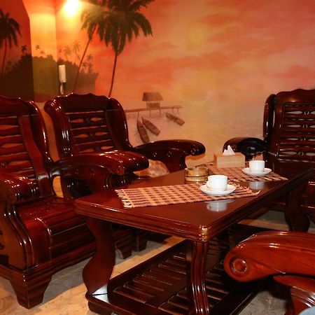 Motel Acapulco Jerevan Buitenkant foto
