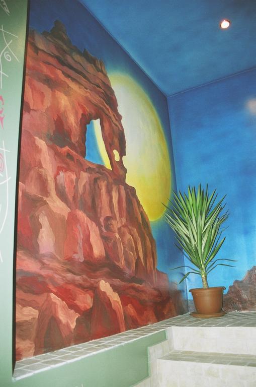 Motel Acapulco Jerevan Buitenkant foto