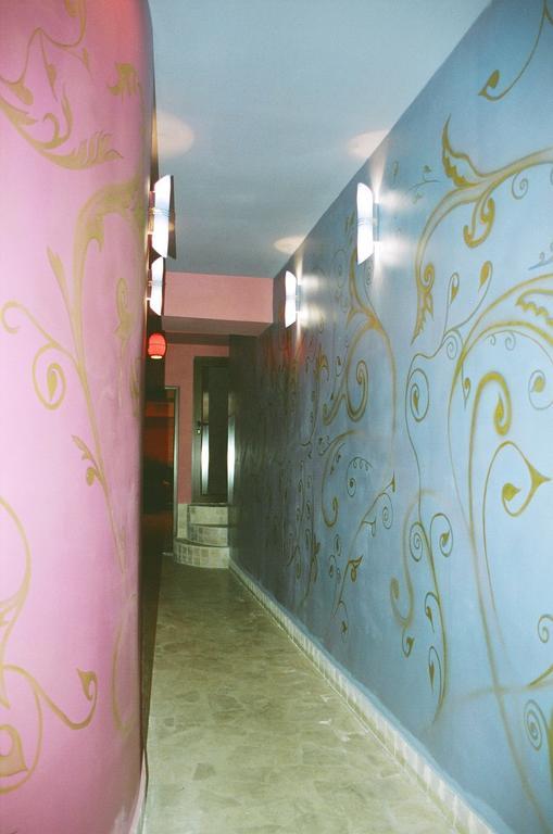 Motel Acapulco Jerevan Buitenkant foto