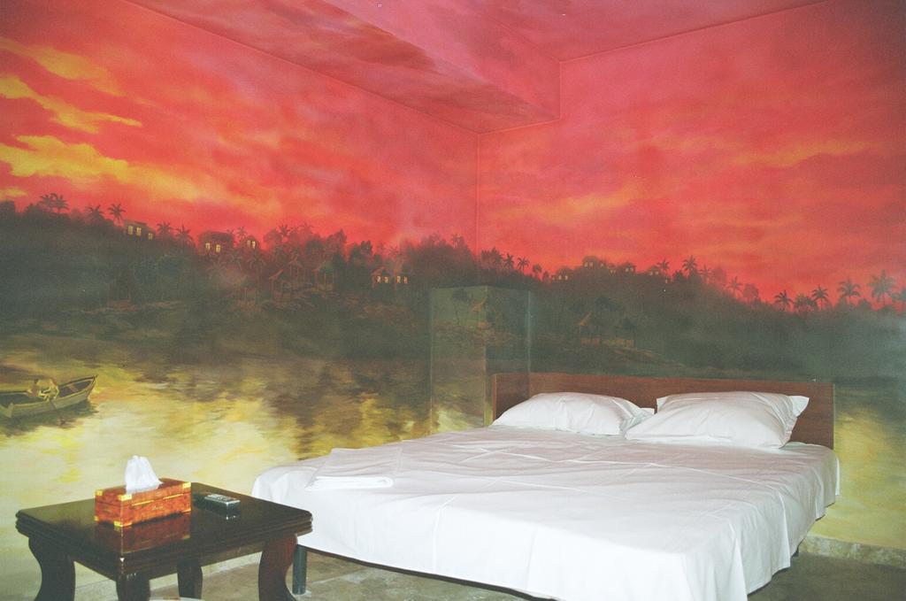 Motel Acapulco Jerevan Buitenkant foto