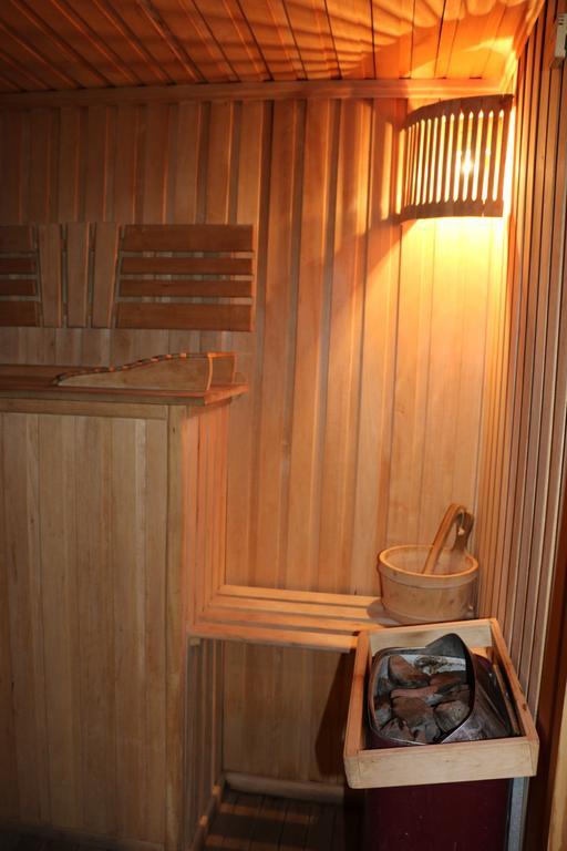Motel Acapulco Jerevan Buitenkant foto
