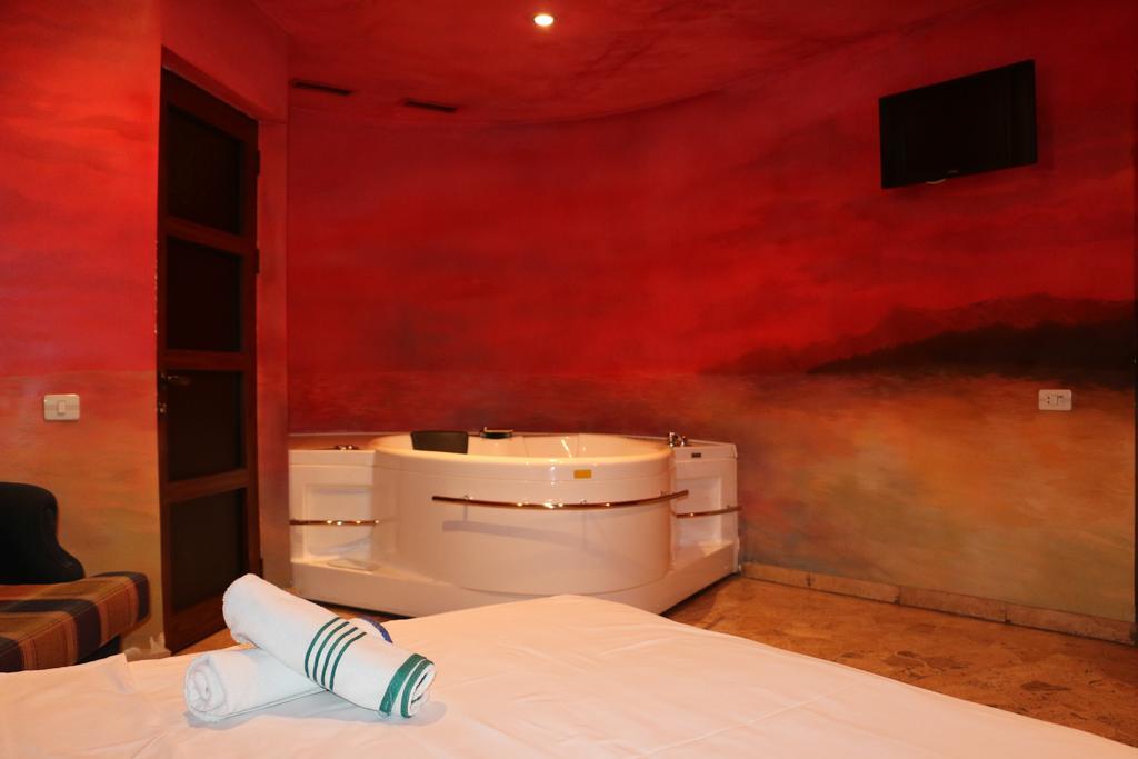 Motel Acapulco Jerevan Buitenkant foto
